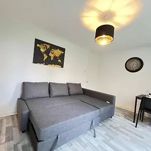 2 Bed Flat In Canary Wharf , London United Kingdom