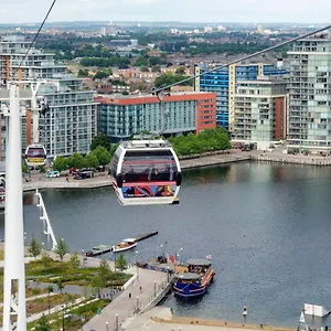 Cosy 3 Bed Penthouse In Royal Docks , London United Kingdom