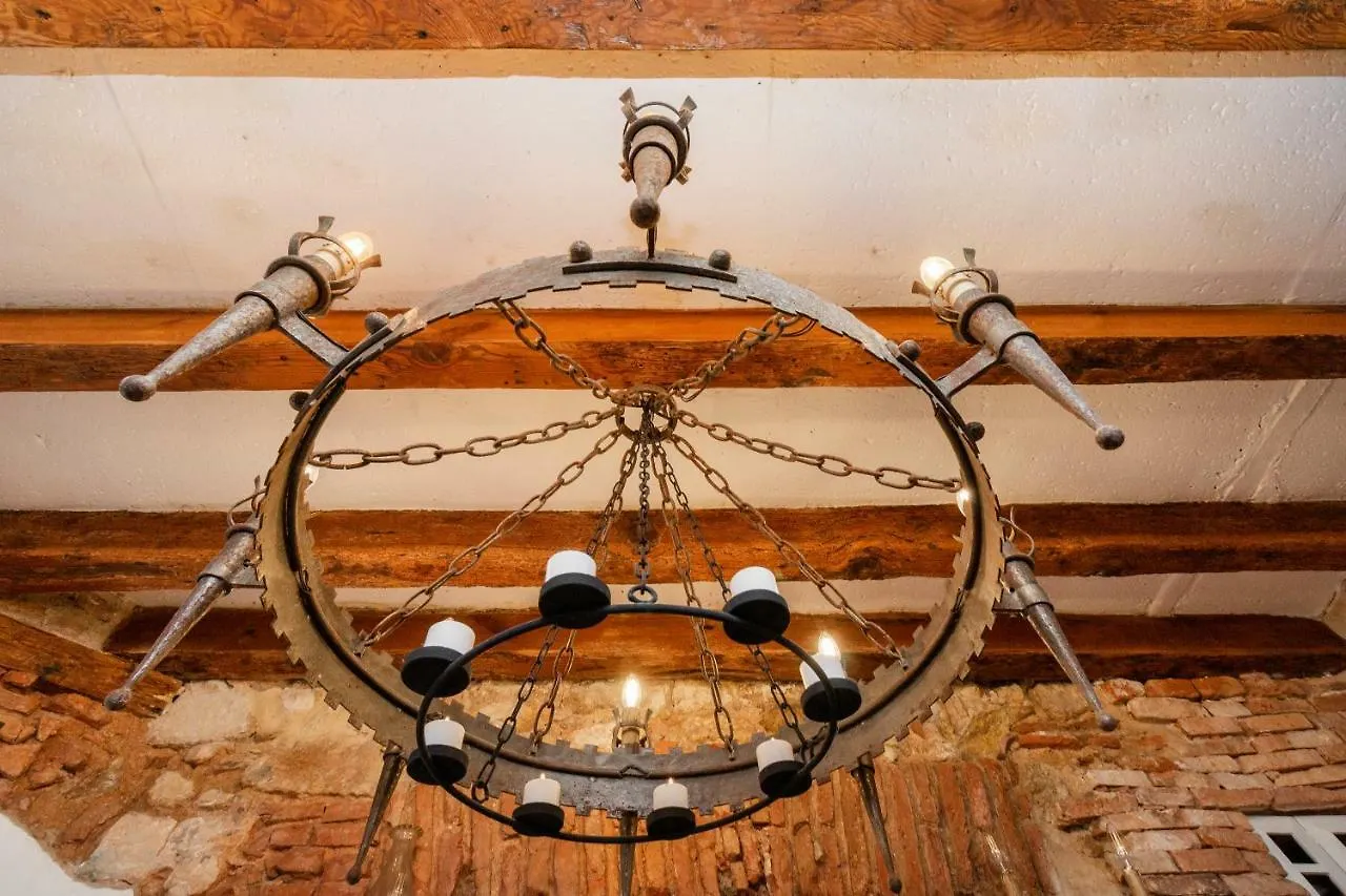 Romantic Medieval Apartment Lisbon