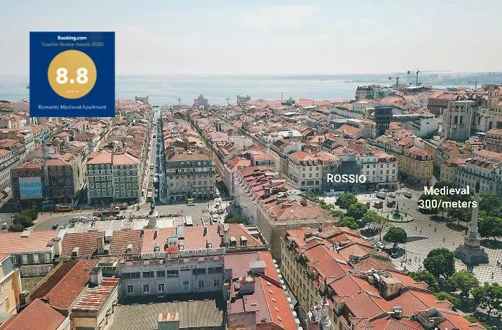 Romantic Medieval Apartment Lissabon 0*,