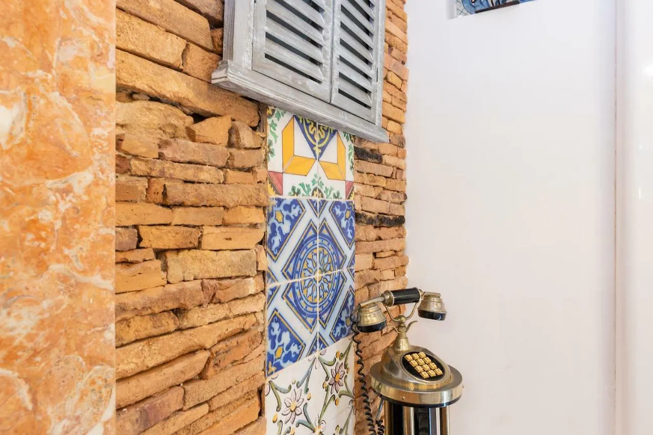 Romantic Medieval Apartment Lissabon