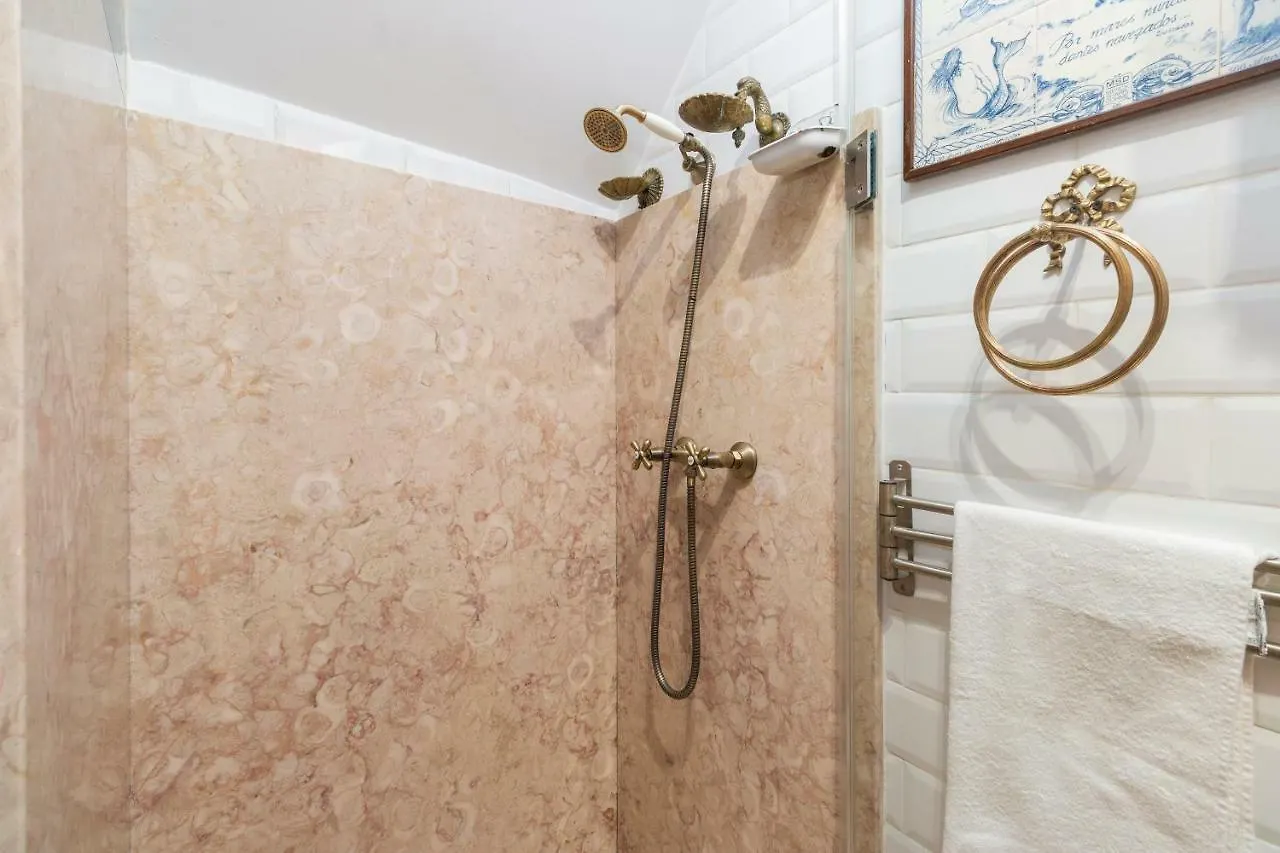 Romantic Medieval Apartment Lissabon